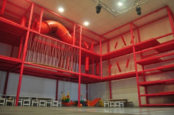 Pelotero de color rojo tamaño grande