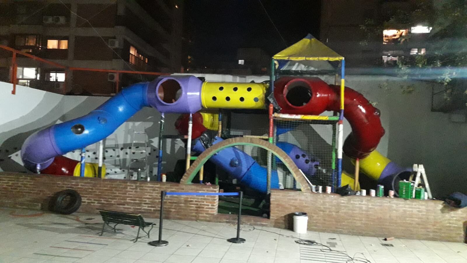 Pelotero de color rojo tamaño grande